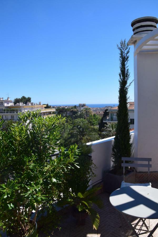 Apartment Terrasse Vue / Nizza